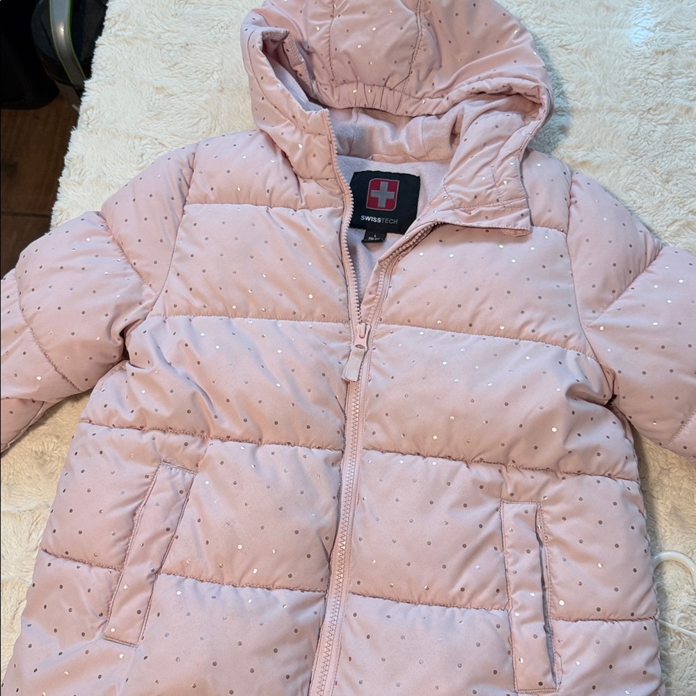 Swiss Tech Light Pink Hooded Puffer Jacket. Size L 10/12